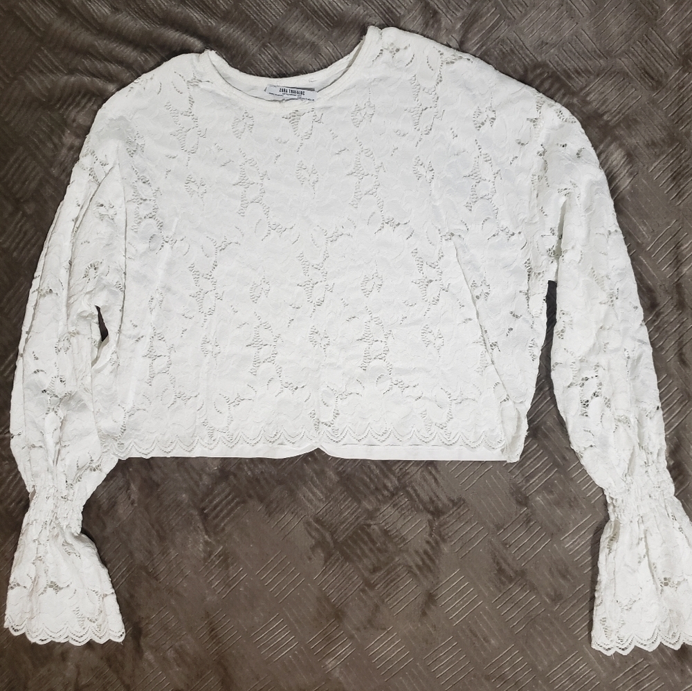 Long sleeved crop top